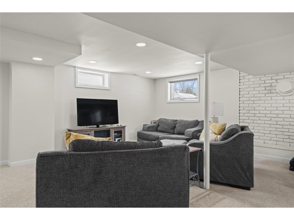 2405 11th Avenue NW Rochester MN 55901 7024917 image14