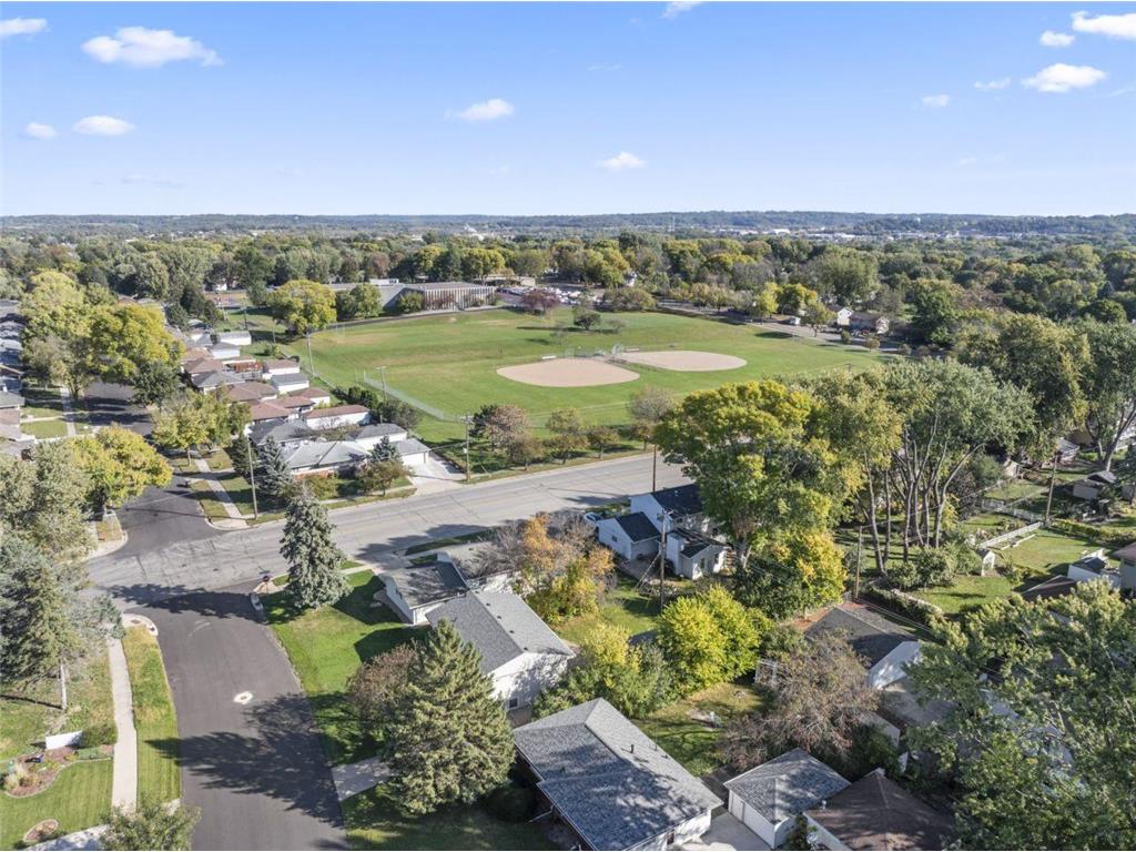 2405 11th Avenue NW Rochester MN 55901 7024917 image18