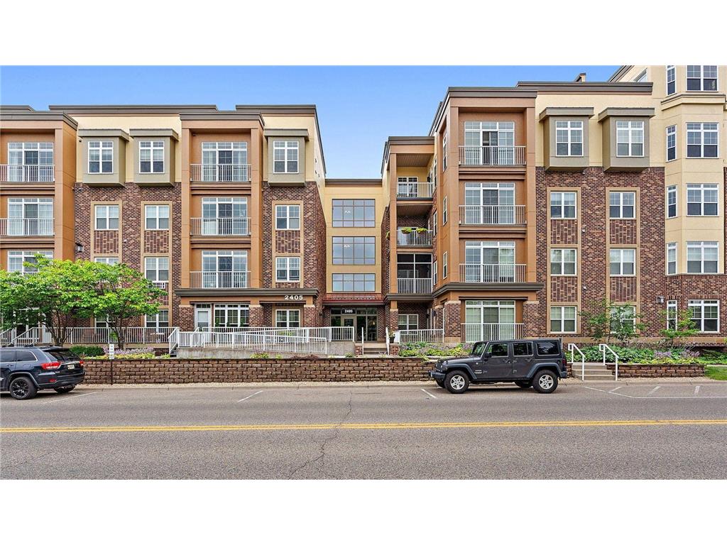 2405 39th Avenue NE #102 Saint Anthony MN 55421 6701938 image1