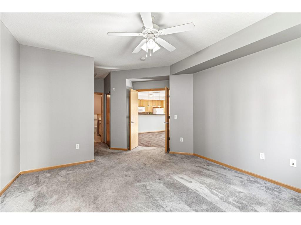 2405 39th Avenue NE #205 Saint Anthony MN 55421 7063465 image17