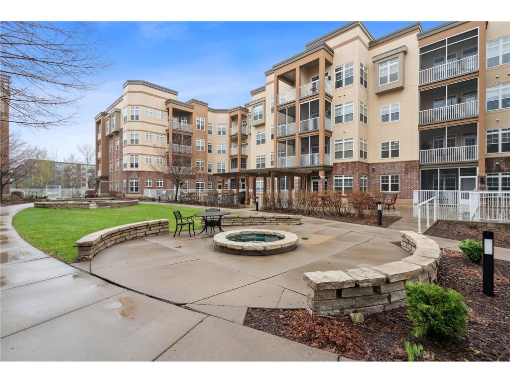 2405 39th Avenue NE #206 Saint Anthony MN 55421 6355781 image1