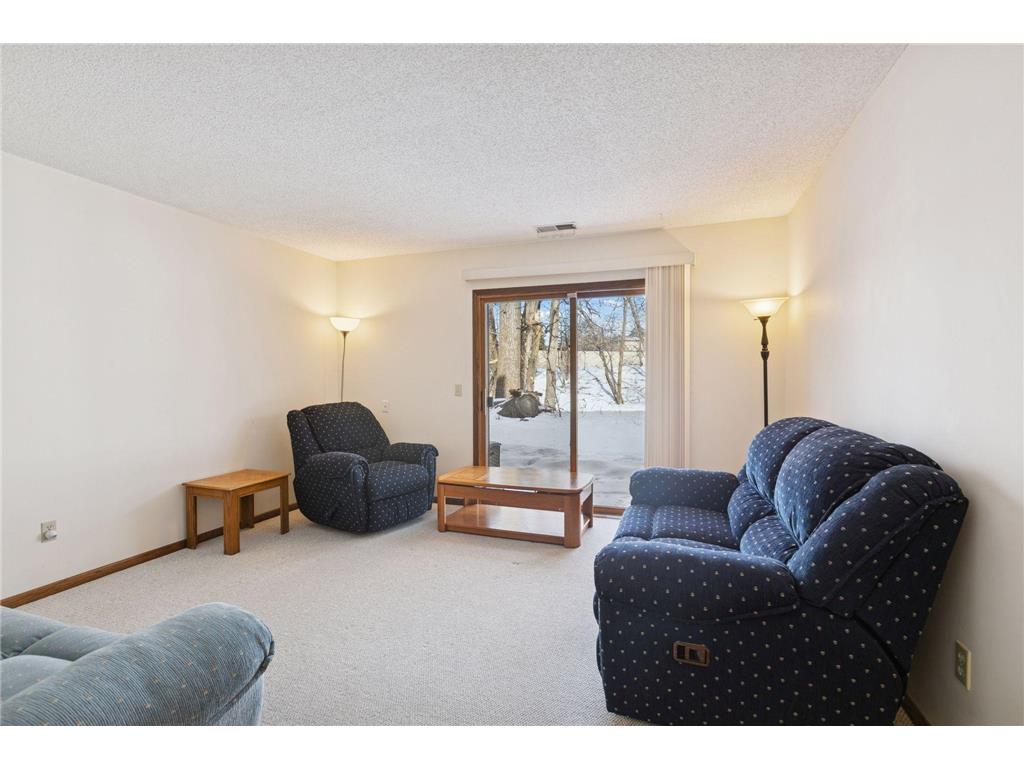 2406 County Road D W #4 Roseville MN 55112 7014255 image14