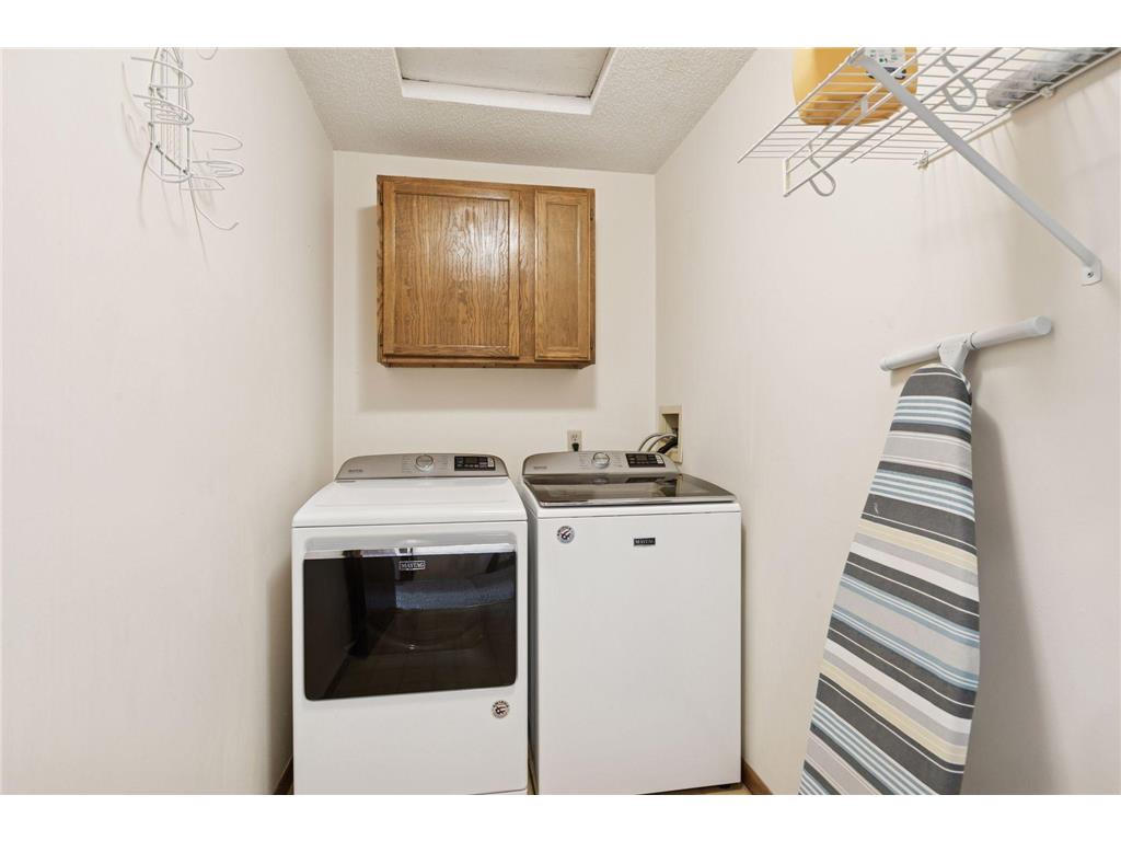2406 County Road D W #4 Roseville MN 55112 7014255 image18