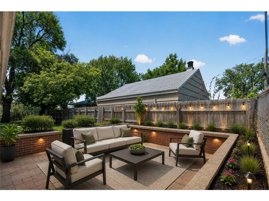 2406 Ericon Drive Brooklyn Center MN 55430 7089220 image20