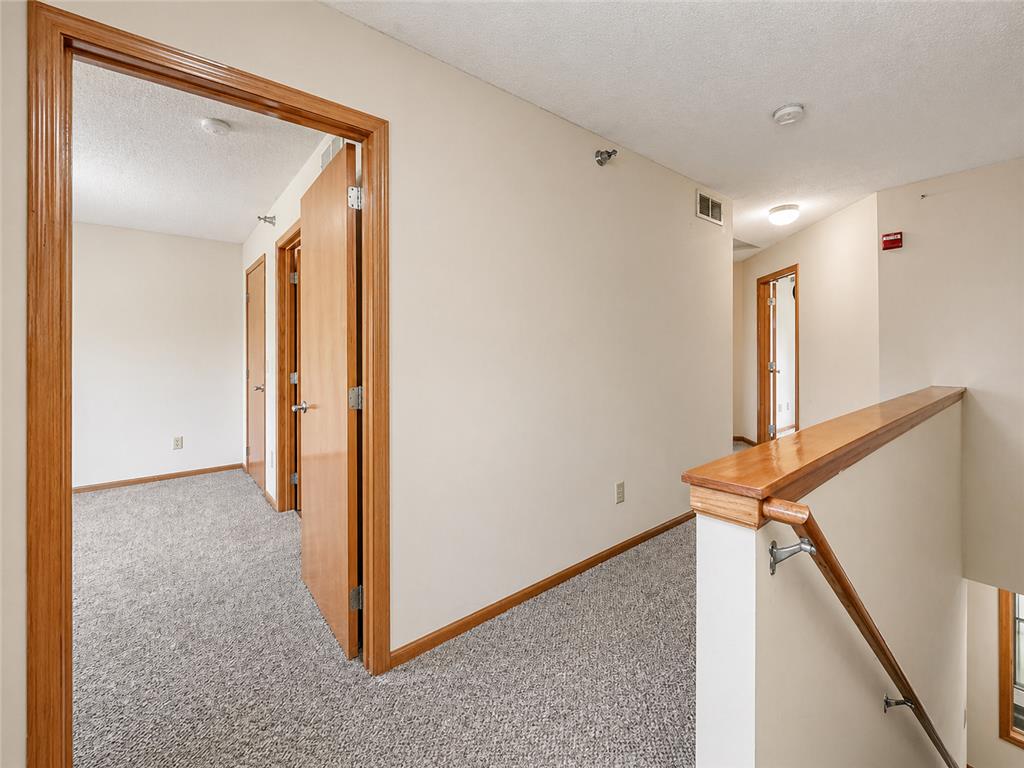 2407 16th Avenue S Minneapolis MN 55404 7064176 image16