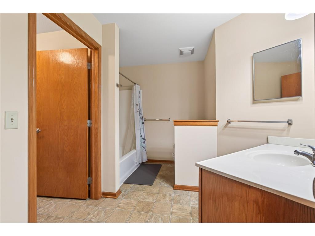2407 16th Avenue S Minneapolis MN 55404 7064176 image21