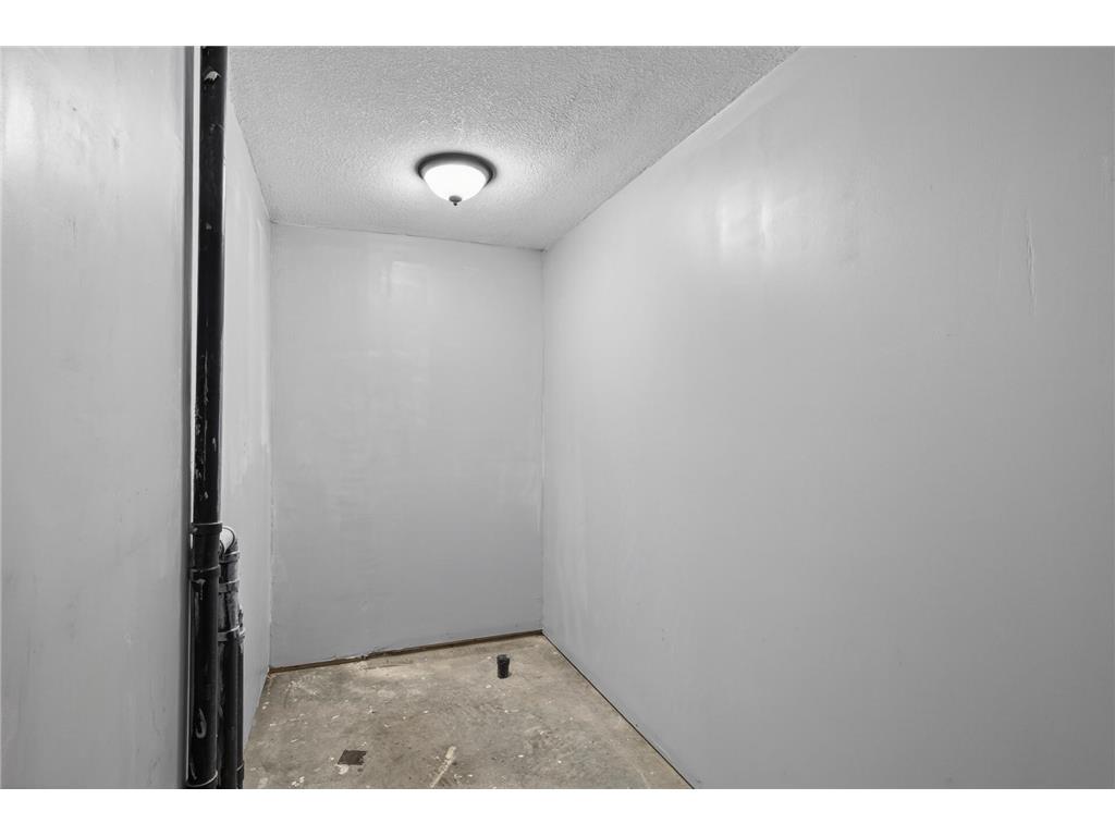 2407 16th Avenue S Minneapolis MN 55404 7064176 image27