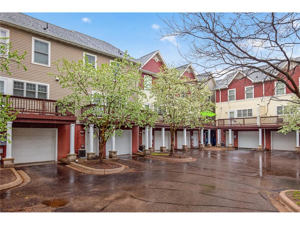 2407 16th Avenue S Minneapolis MN 55404 7064176 image4