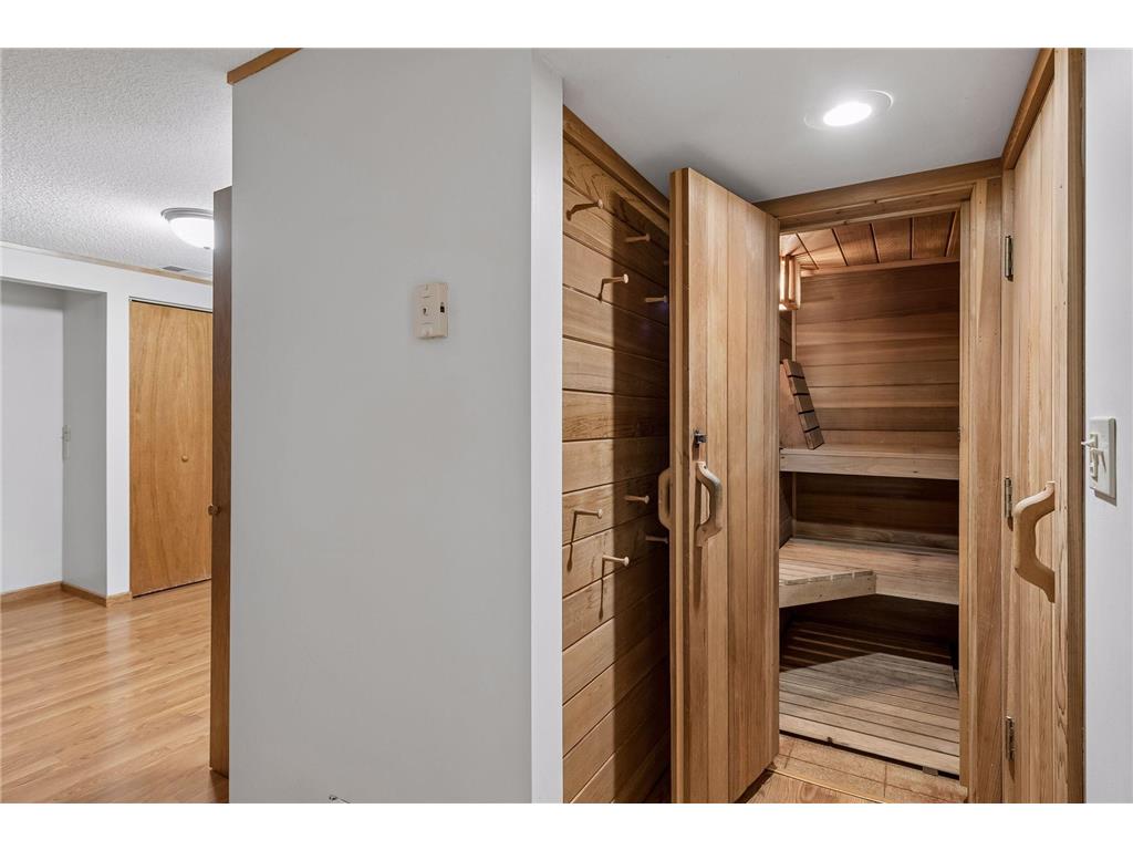 2407 24th Avenue S Minneapolis MN 55406 7074064 image29