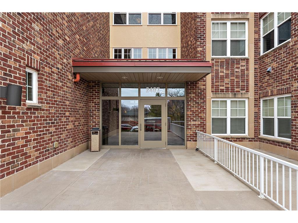 2407 39th Avenue NE #209 Saint Anthony MN 55421 6687409 image1