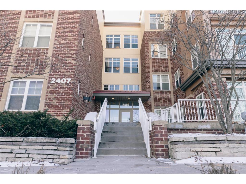 2407 39th Avenue NE #408 Saint Anthony MN 55421 6472829 image1