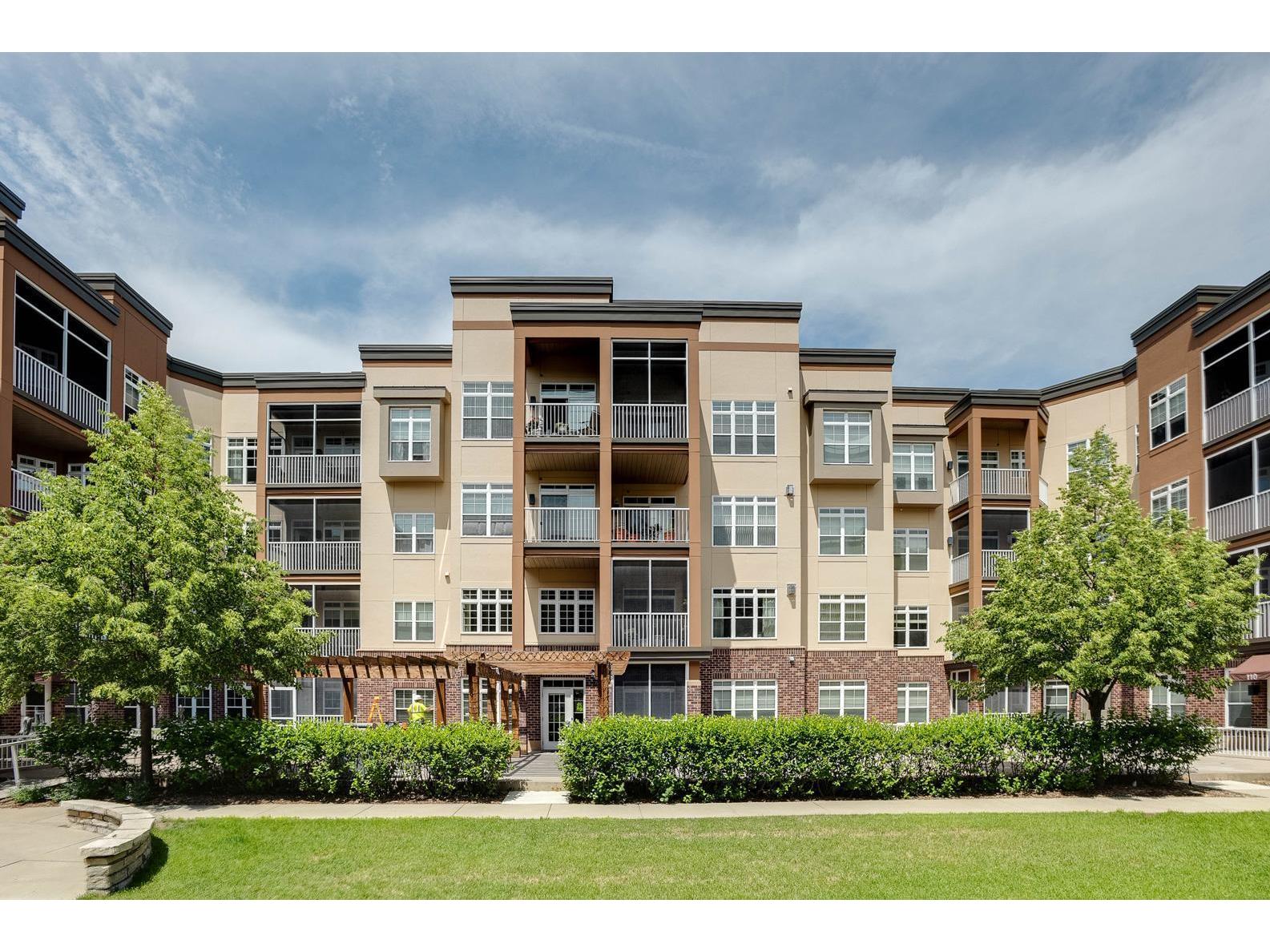 2407 39th Avenue NE 410, Saint Anthony, MN, 55421 MLS 6073070