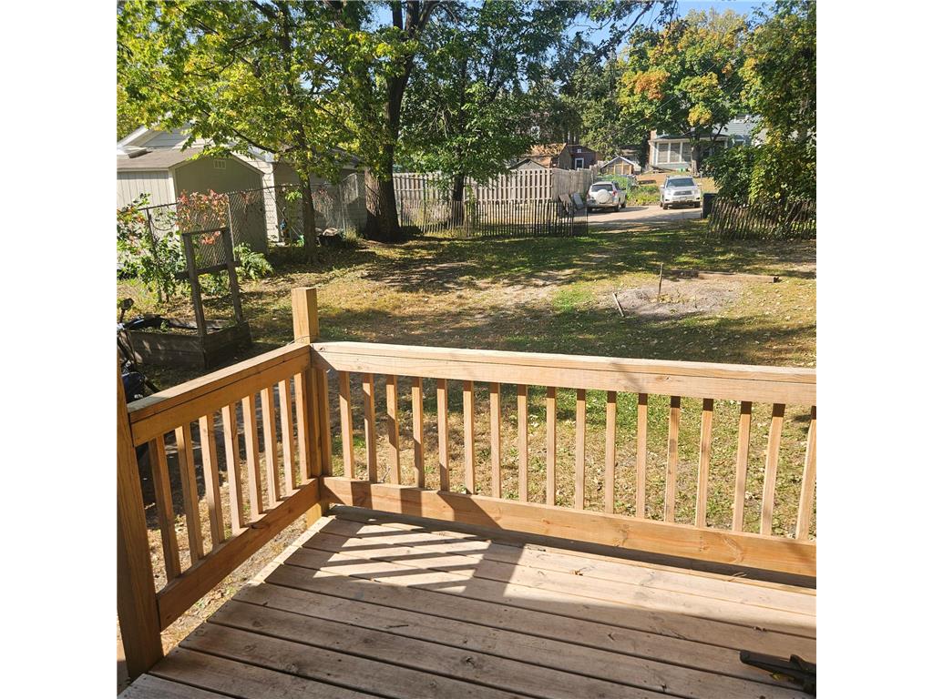 2407 N 4th Minneapolis MN 55411 7069249 image15