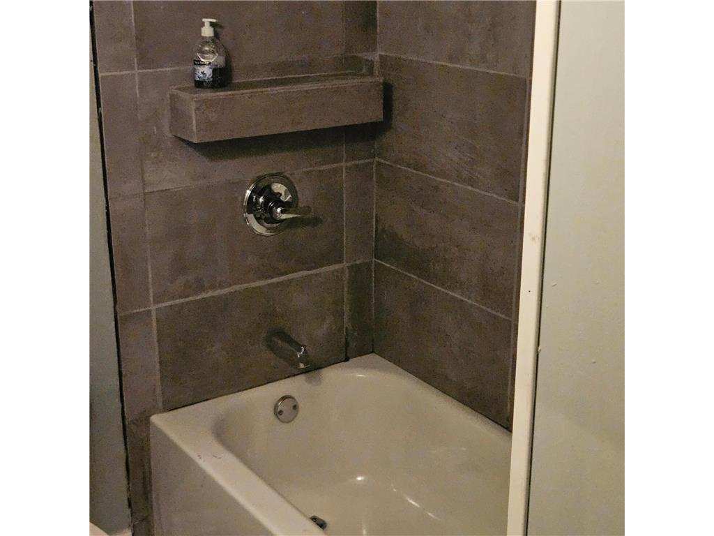 2407 N 4th Minneapolis MN 55411 7069249 image2