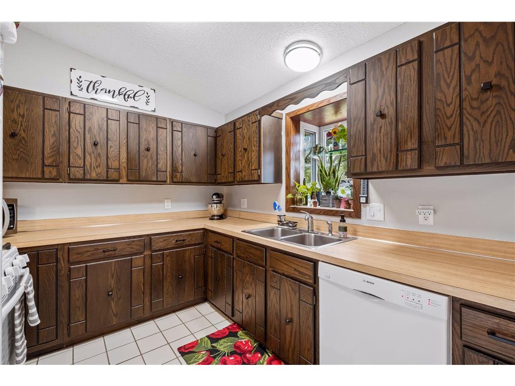 2407 Spruce Place White Bear Lake MN 55110 7090413 image9