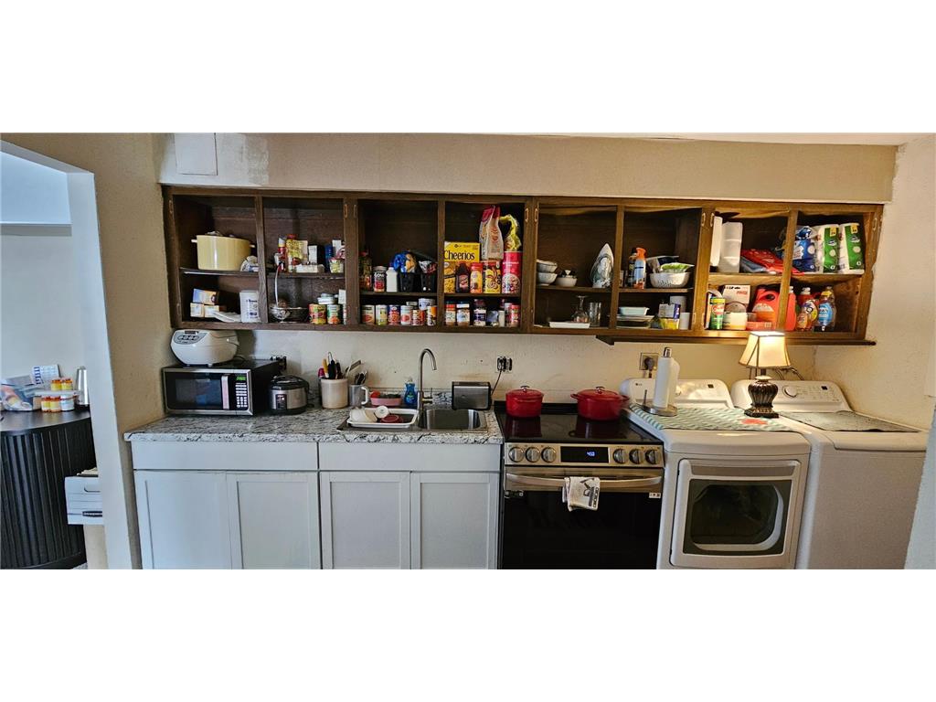 2407 Unity Avenue N Golden Valley MN 55422 7002697 image3