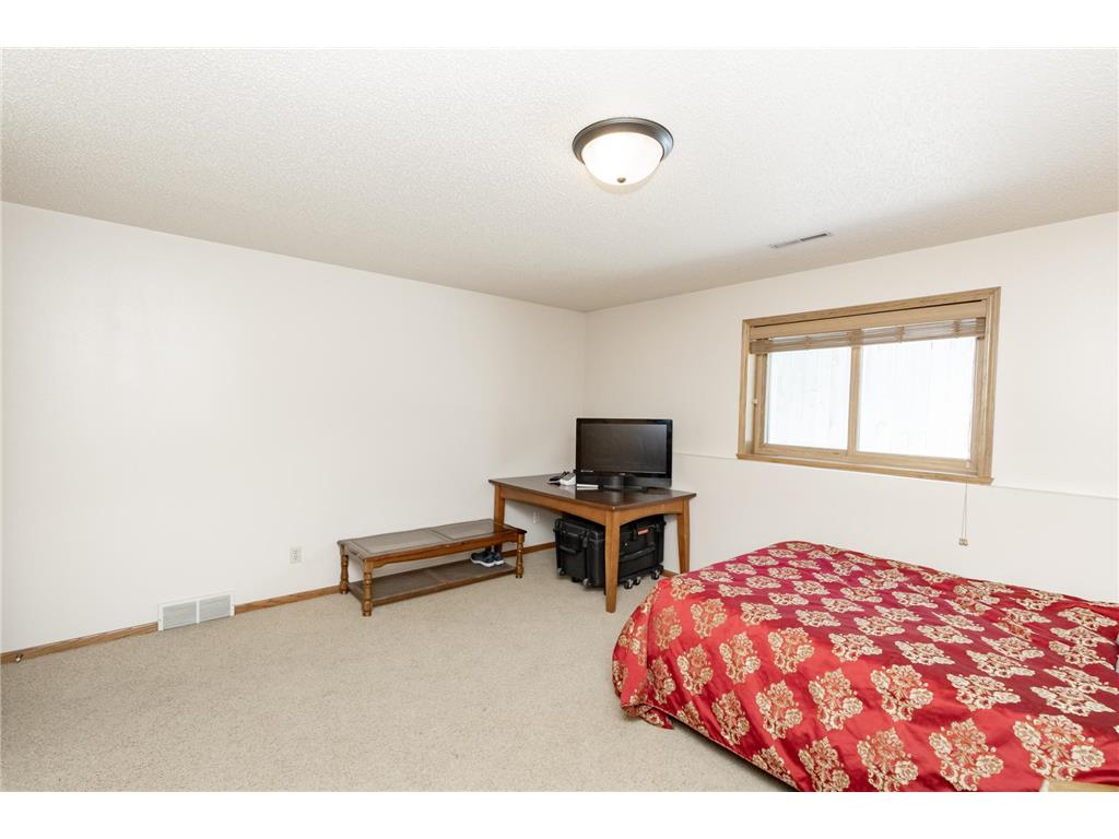 2408 34th Avenue S Fargo ND 58104 7046659 image41