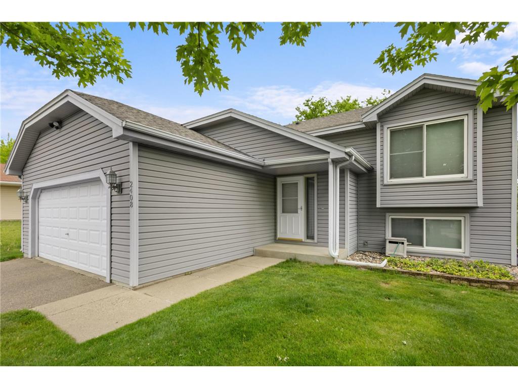 2408 Crestmount Lane Burnsville MN 55306 7077877 image2