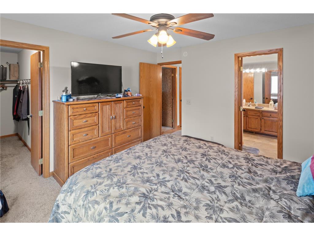 2408 Crestmount Lane Burnsville MN 55306 7077877 image7
