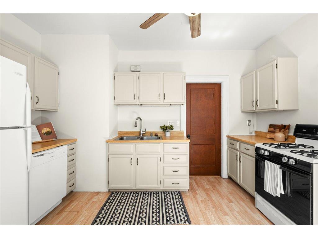 2408 Fremont Avenue S Minneapolis MN 55405 7059751 image14