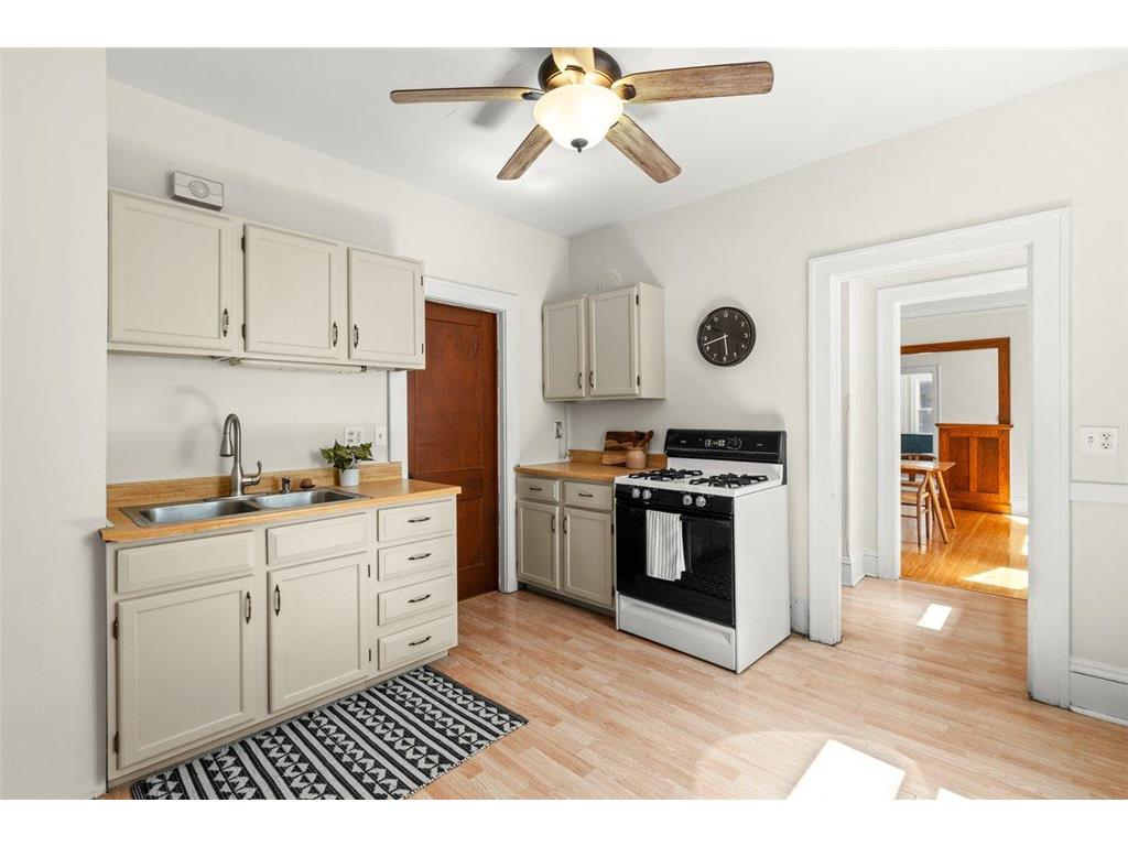 2408 Fremont Avenue S Minneapolis MN 55405 7059751 image15
