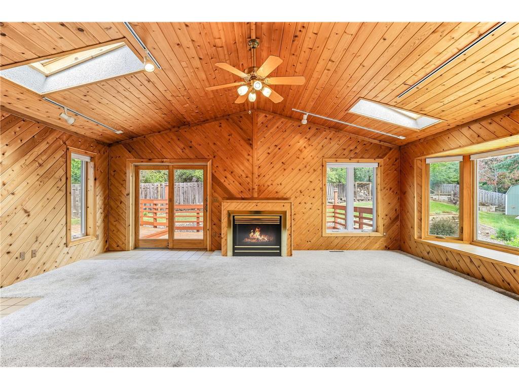 2408 Friendship Lane Burnsville MN 55337 6791221 image1