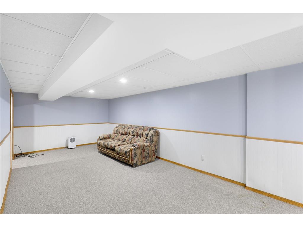 2408 Spruce Place White Bear Lake MN 55110 7094069 image22