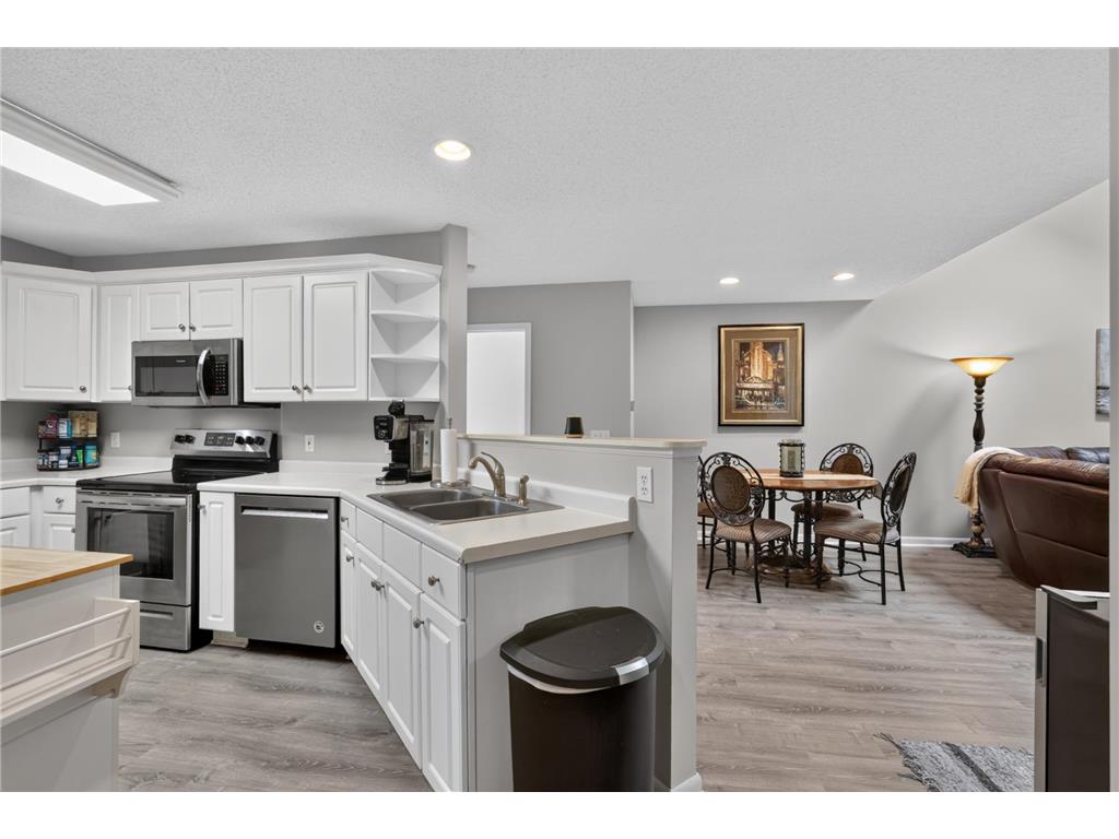2408 Viola Heights Drive NE Rochester MN 55906 7115097 image18