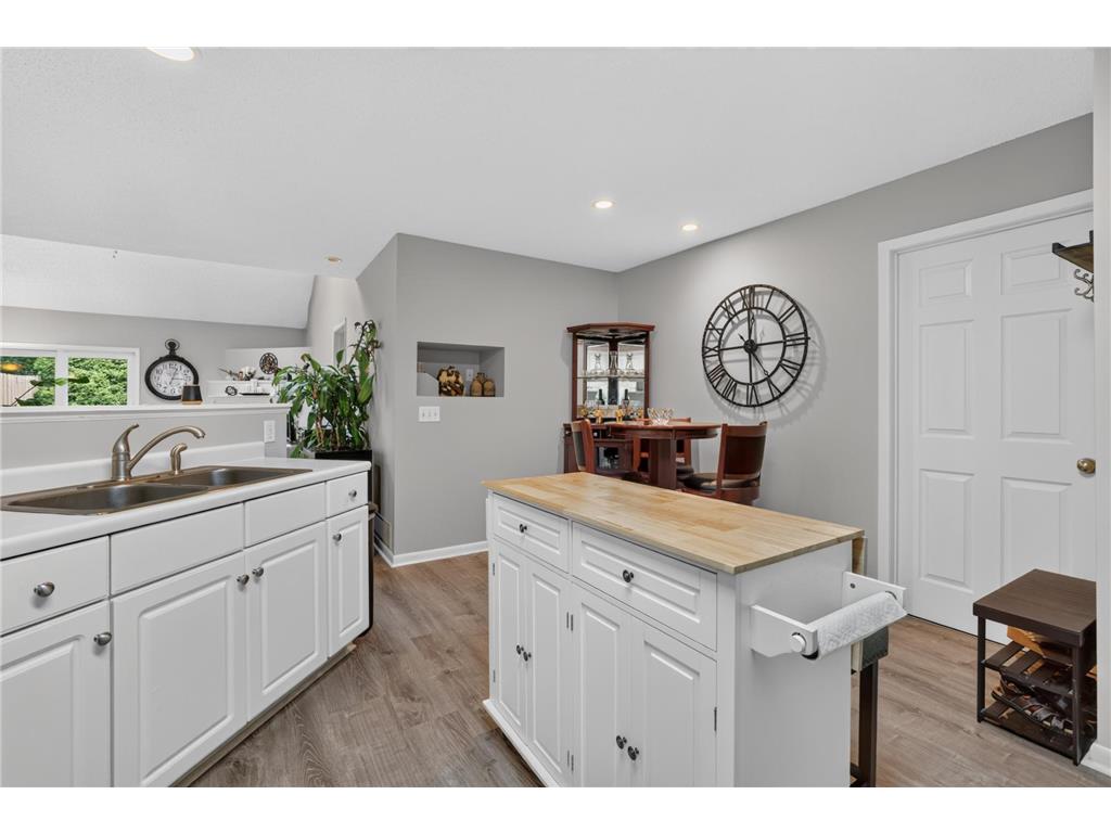 2408 Viola Heights Drive NE Rochester MN 55906 7115097 image21