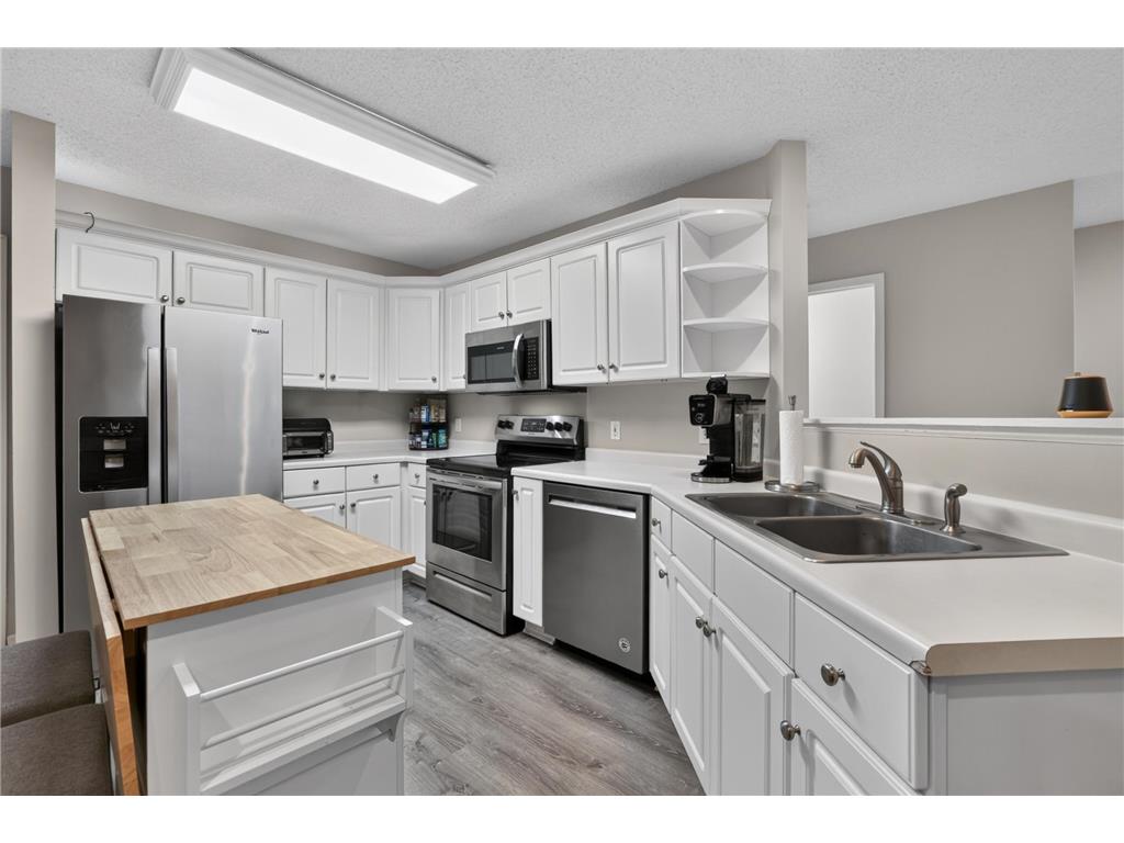 2408 Viola Heights Drive NE Rochester MN 55906 7115097 image22