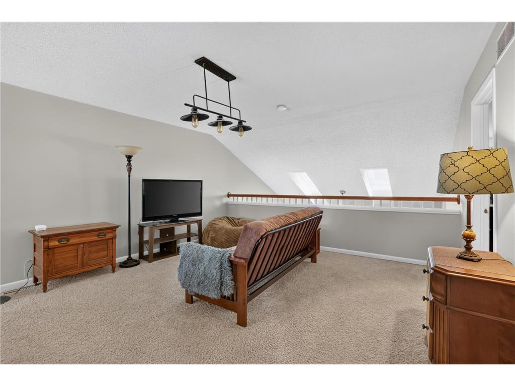2408 Viola Heights Drive NE Rochester MN 55906 7115097 image27