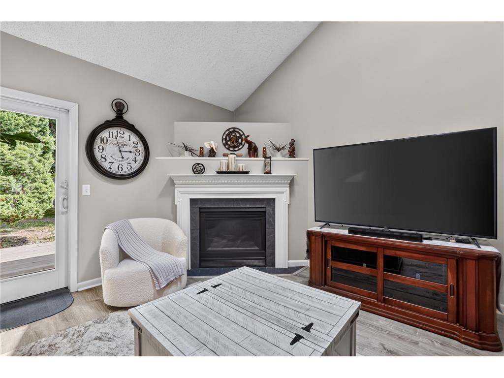 2408 Viola Heights Drive NE Rochester MN 55906 7115097 image9