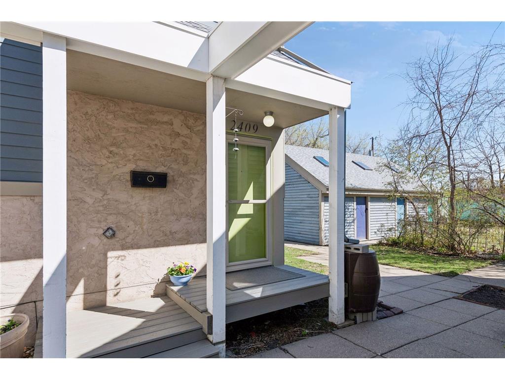 2409 24th Avenue S Minneapolis MN 55406 7086754 image1