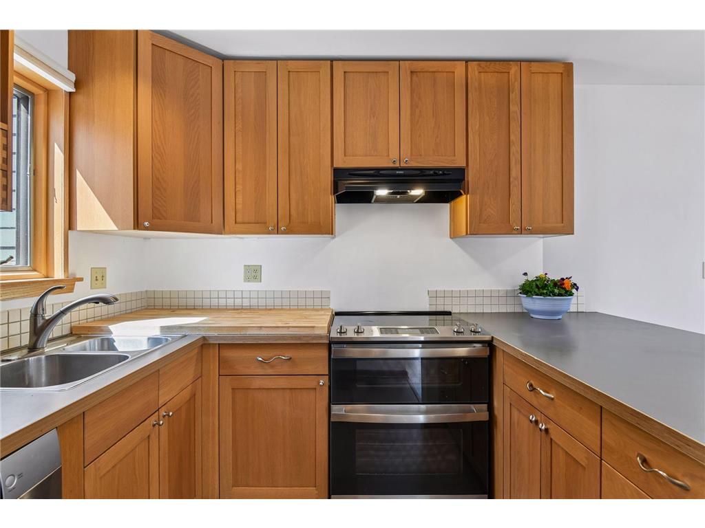 2409 24th Avenue S Minneapolis MN 55406 7086754 image6
