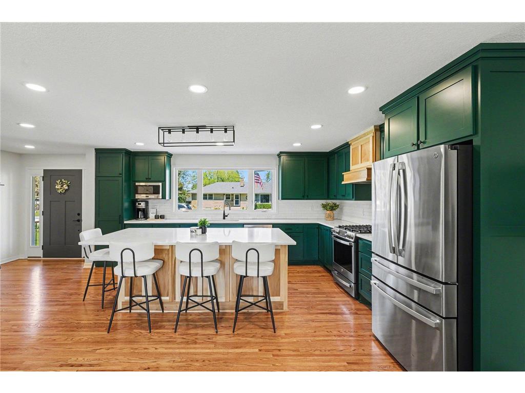 2409 Gilbert Lane South Saint Paul MN 55075 7066121 image2