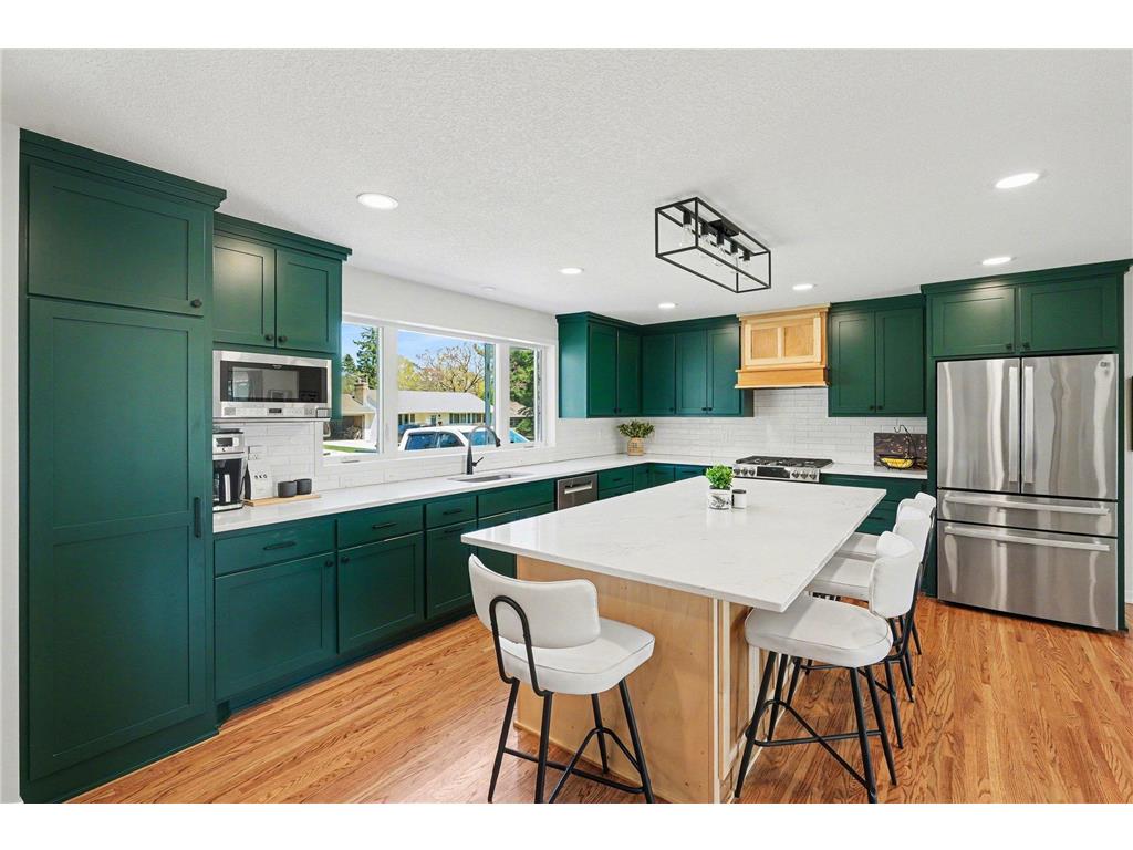 2409 Gilbert Lane South Saint Paul MN 55075 7066121 image3