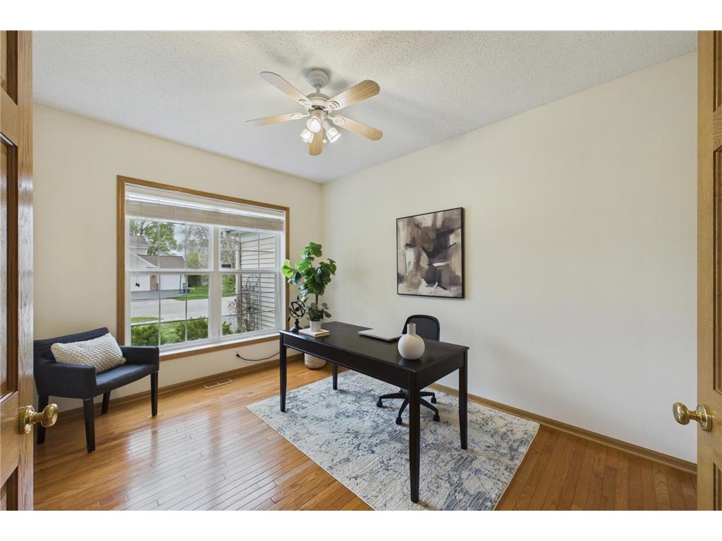 2409 Golf Drive Woodbury MN 55129 7086508 image20