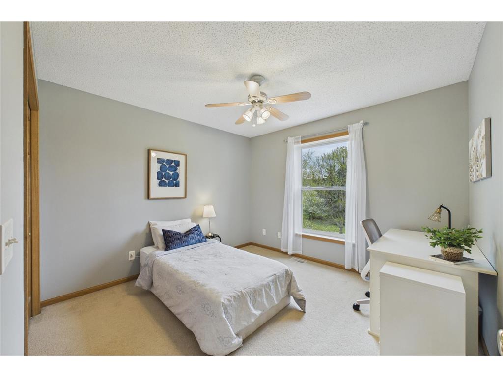 2409 Golf Drive Woodbury MN 55129 7086508 image29