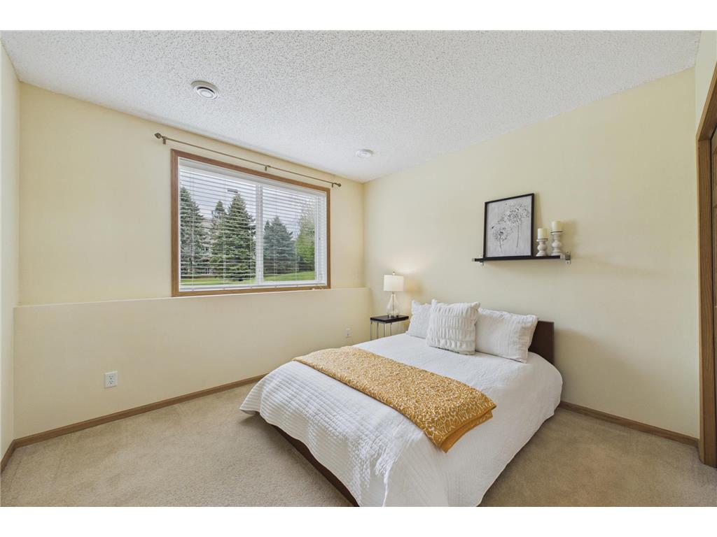 2409 Golf Drive Woodbury MN 55129 7086508 image34