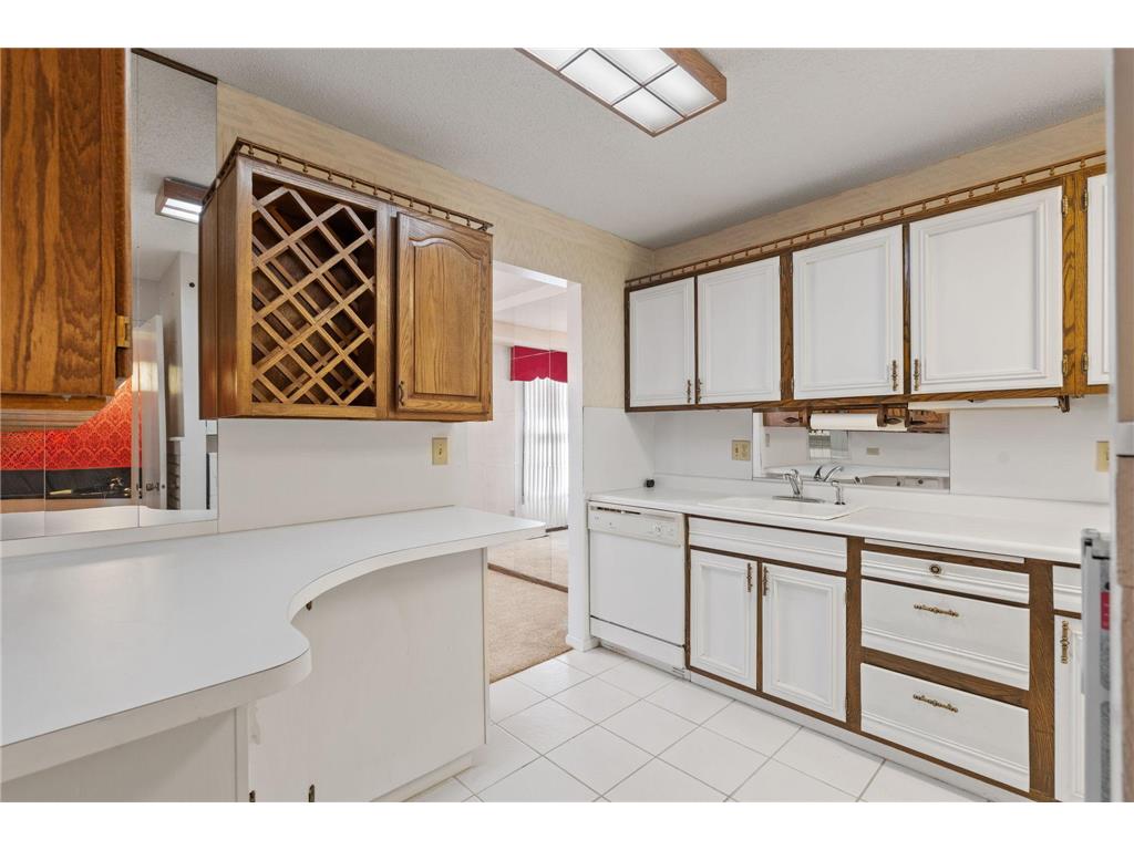 2409 Unity Avenue N Golden Valley MN 55422 7056874 image7