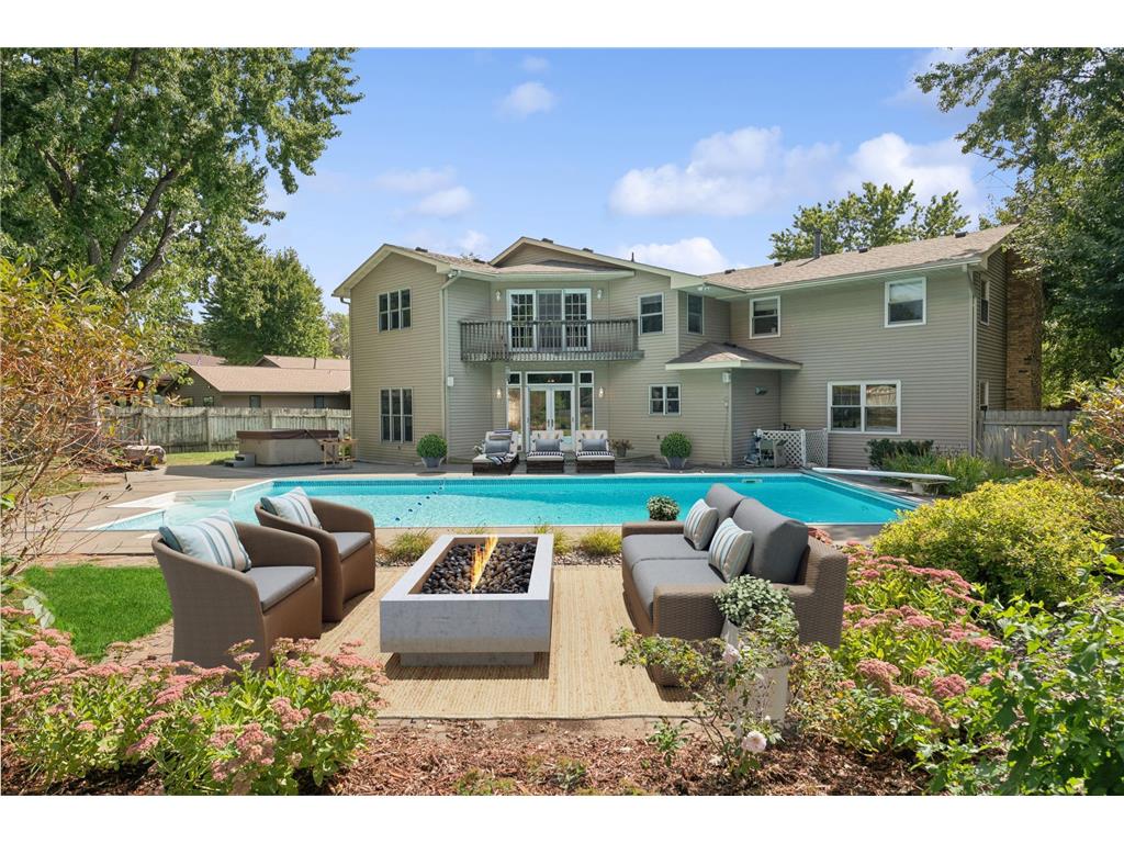 241 108th Avenue NW Coon Rapids MN 55448 6530584 image1