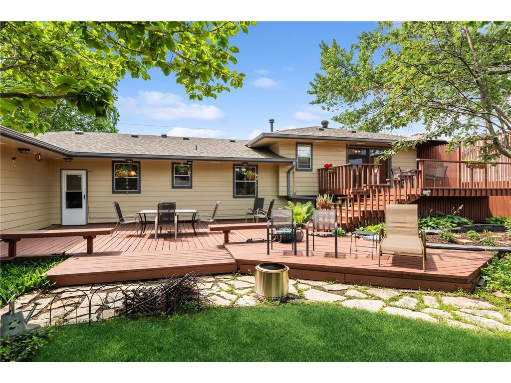 241 150th Street W Apple Valley MN 55124 6397534 image1