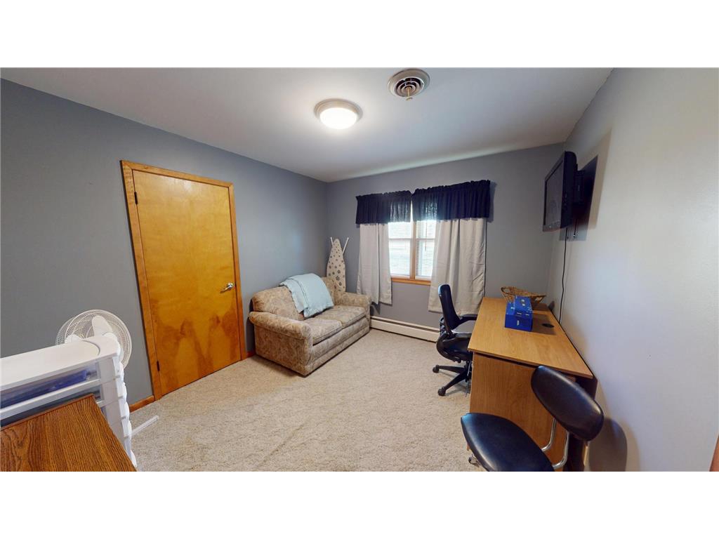 241 5th Street SE Glenville MN 56036 7072406 image14