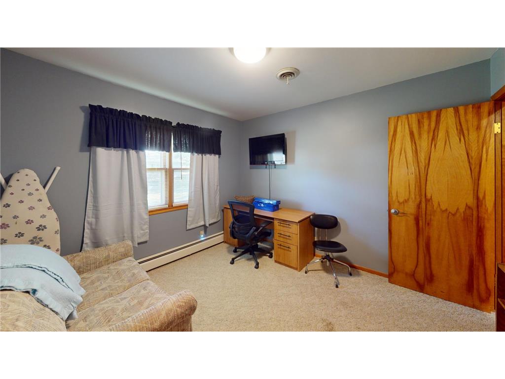 241 5th Street SE Glenville MN 56036 7072406 image15