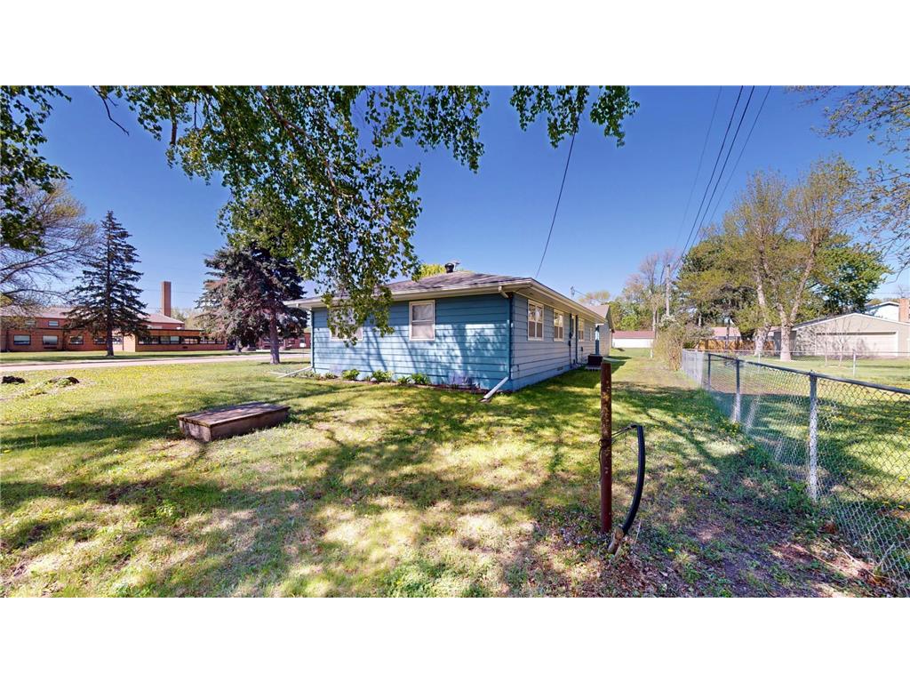 241 5th Street SE Glenville MN 56036 7072406 image27