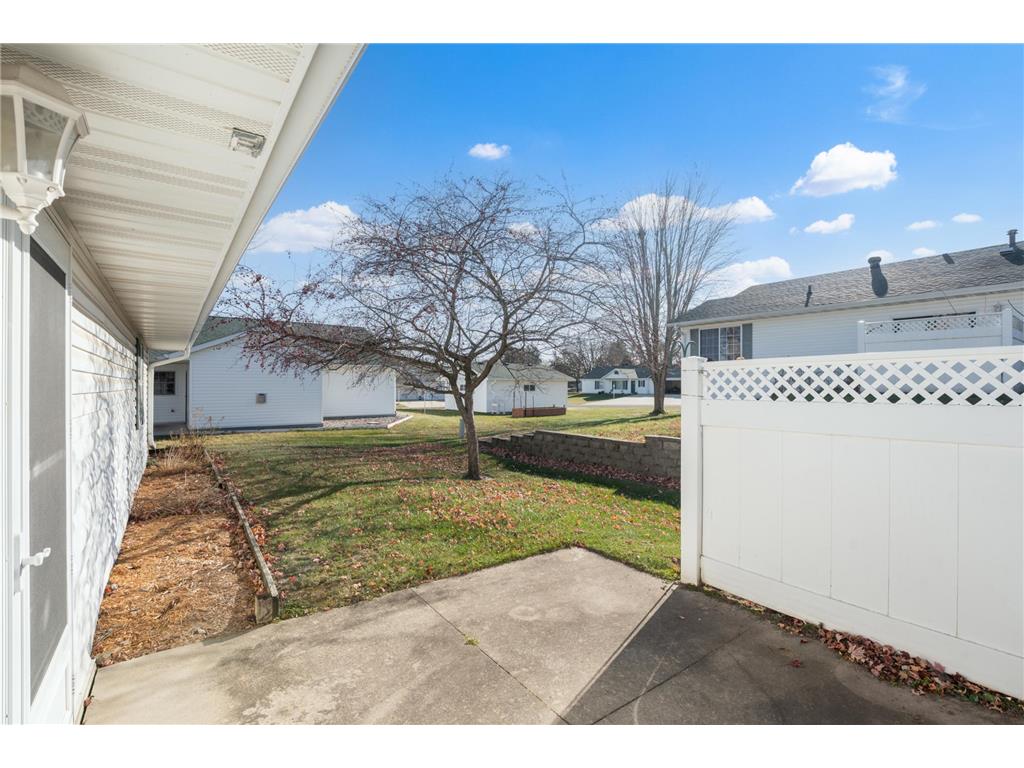 241 6th Street SW Pine Island MN 55963 6816286 image3