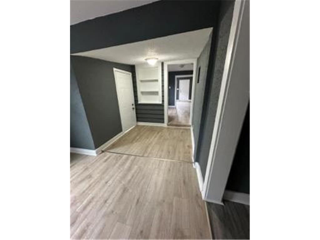 241 Front Avenue Saint Paul MN 55117 6497143 image1