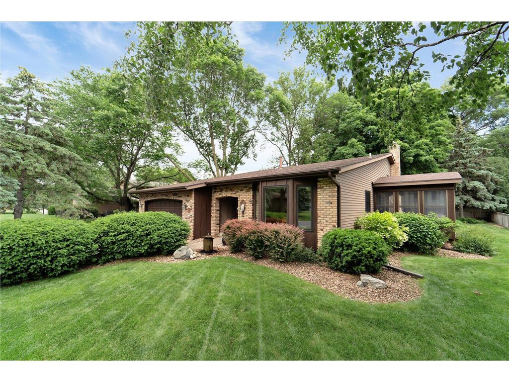 241 Lion Lane Shoreview MN 55126 6548039 image1