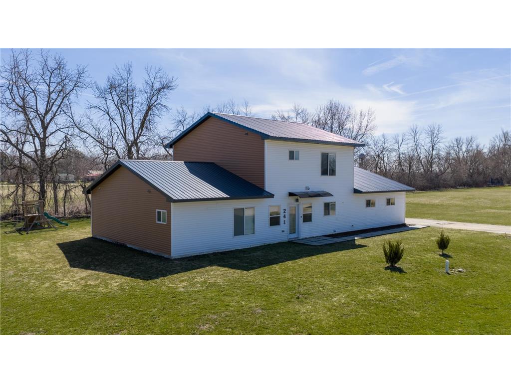 241 Pleasant Street Dexter MN 55926 7053919 image22