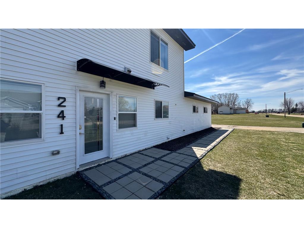 241 Pleasant Street Dexter MN 55926 7053919 image24